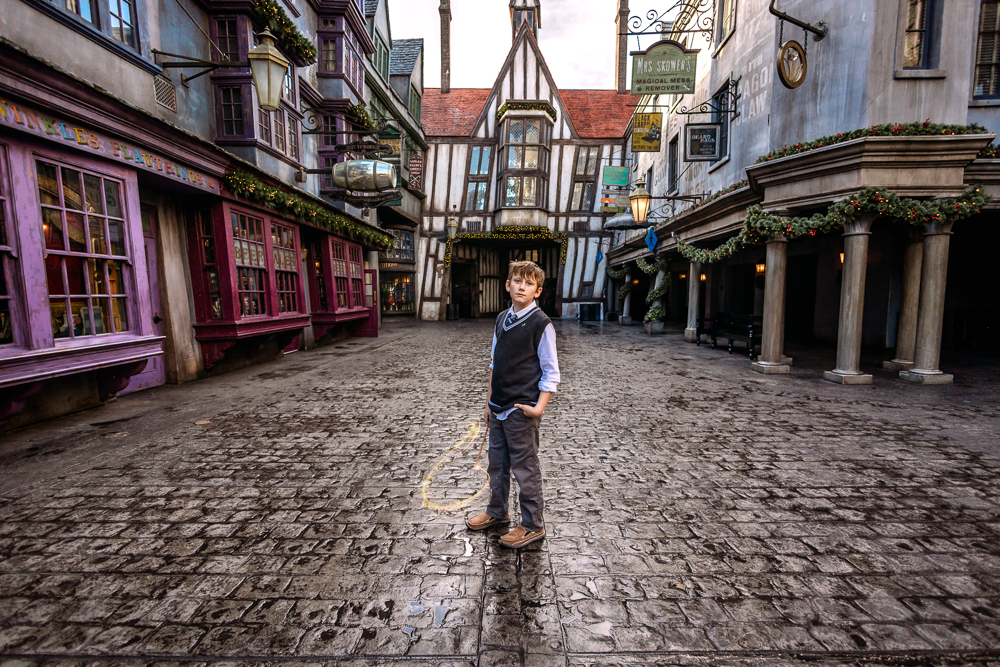 Orlando family photographer Natalie Szolomayer captures son Alfie as a Ravenclaw wizard at Universal Studios Orlando Wizarding World