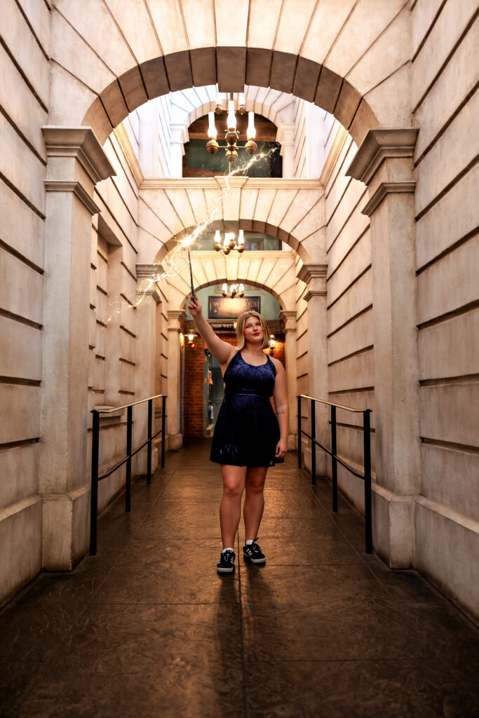 Jayda casts a spell inside the gringotts exit queue at Universal Studios Orlando